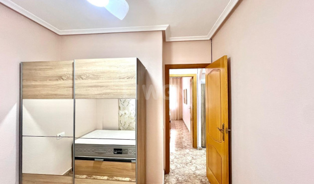 Reventa - Apartamento / piso - Torrevieja - Estacion De Autobuses