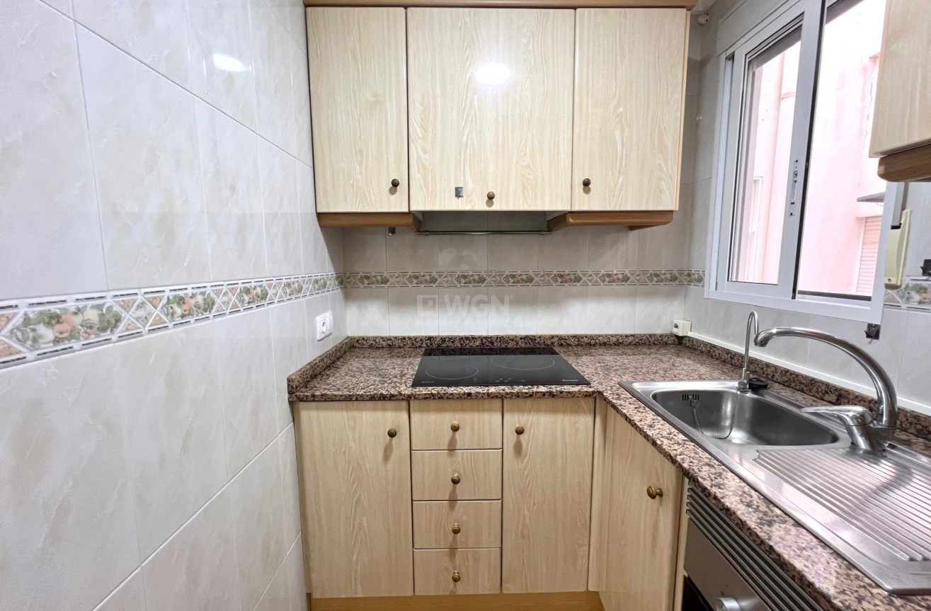 Reventa - Apartamento / piso - Torrevieja - Estacion De Autobuses
