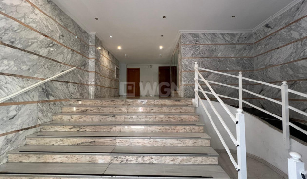 Reventa - Apartamento / piso - Torrevieja - Estacion De Autobuses