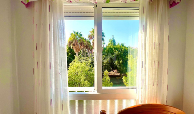 Resale - Apartment / flat - Torrevieja - Acequion