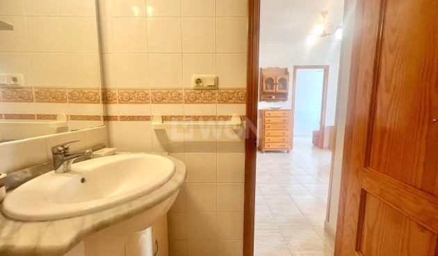 Resale - Apartment / flat - Torrevieja - Acequion