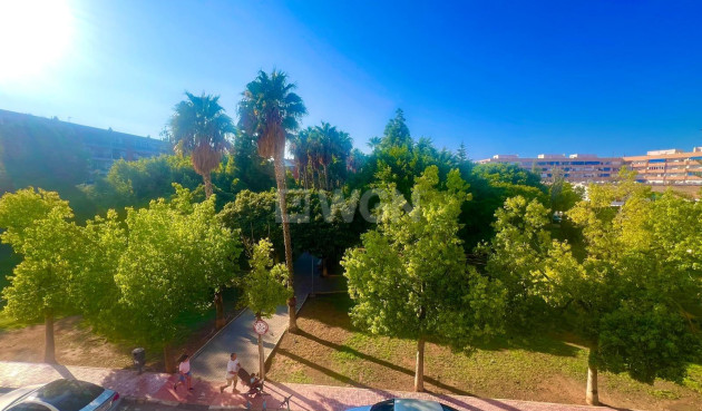 Resale - Apartment / flat - Torrevieja - Acequion