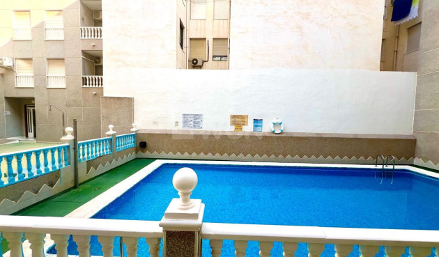 Resale - Apartment / flat - Torrevieja - Acequion