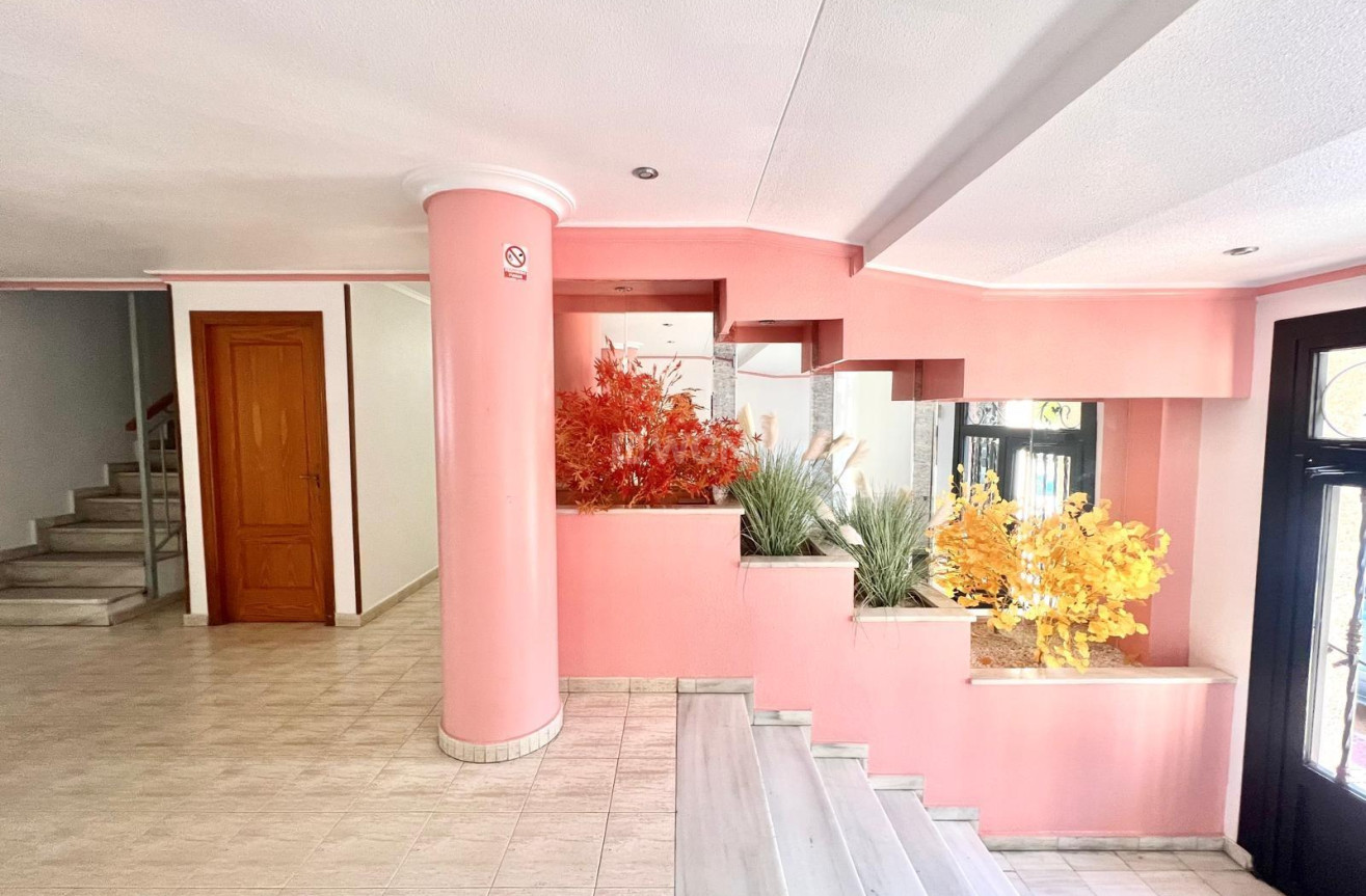 Resale - Apartment / flat - Torrevieja - Acequion