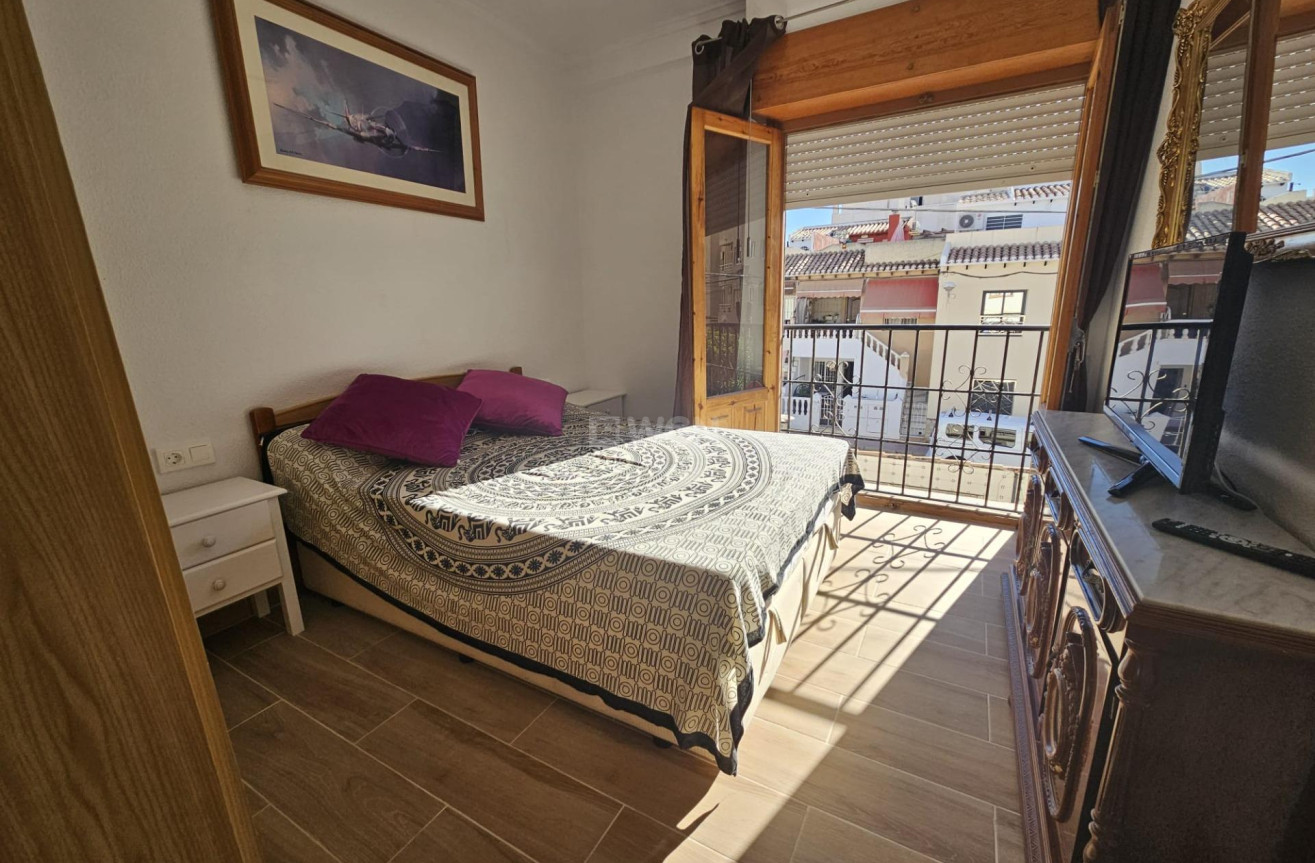 Resale - Apartment / flat - Torrevieja - Centro