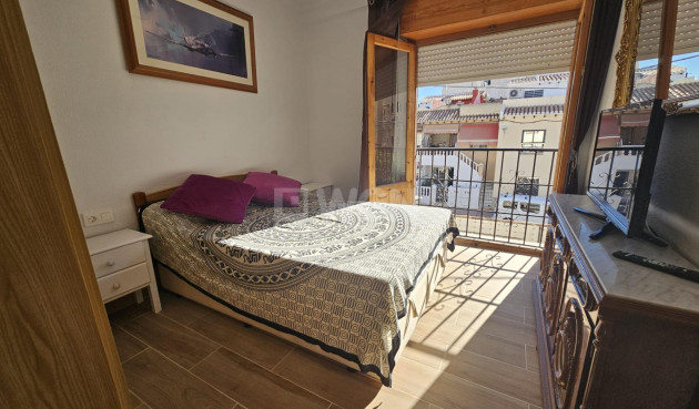Resale - Apartment / flat - Torrevieja - Centro