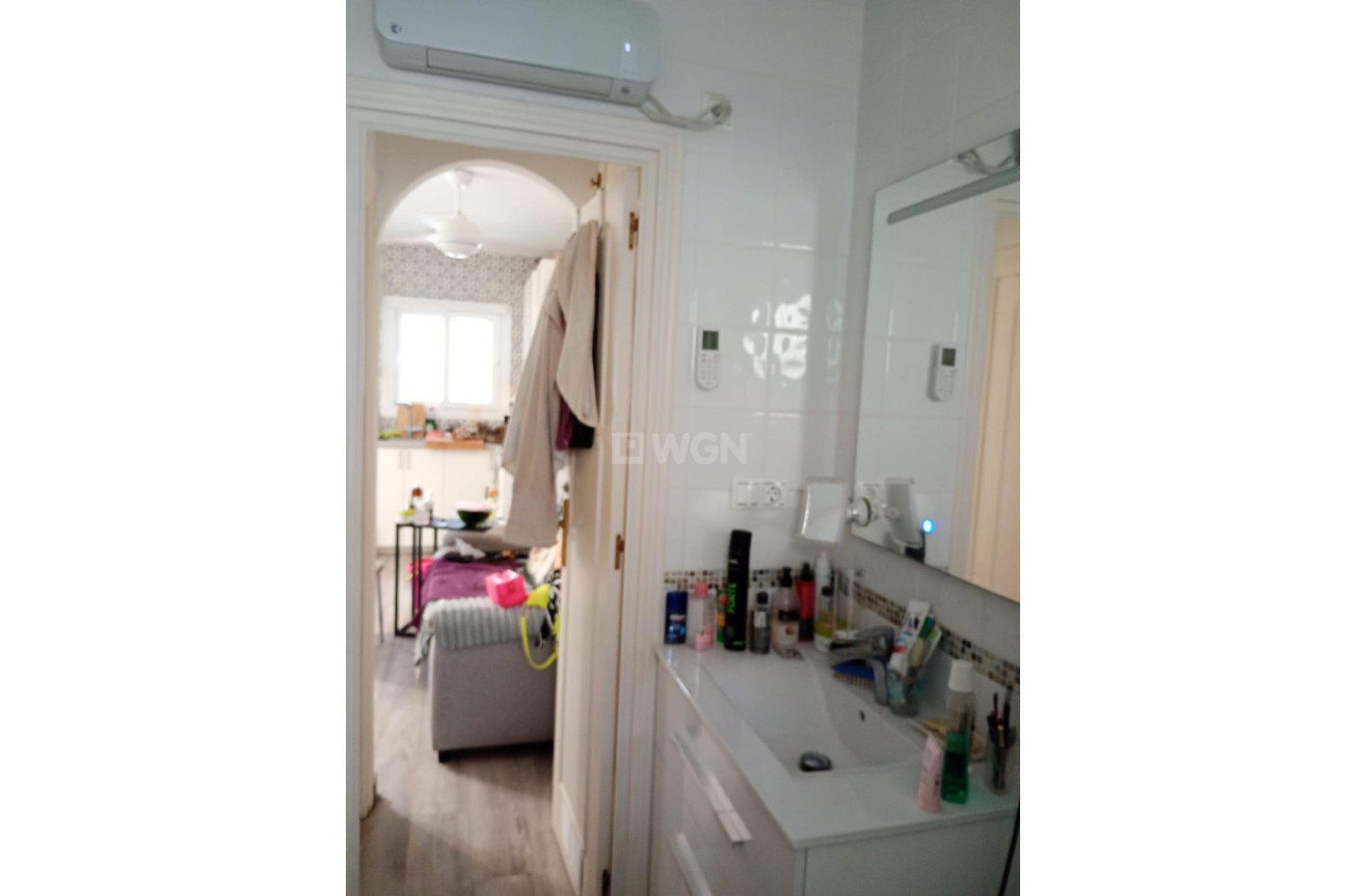 Odsprzedaż - Bungalow - Torrevieja - La Siesta - El Salado - Torreta