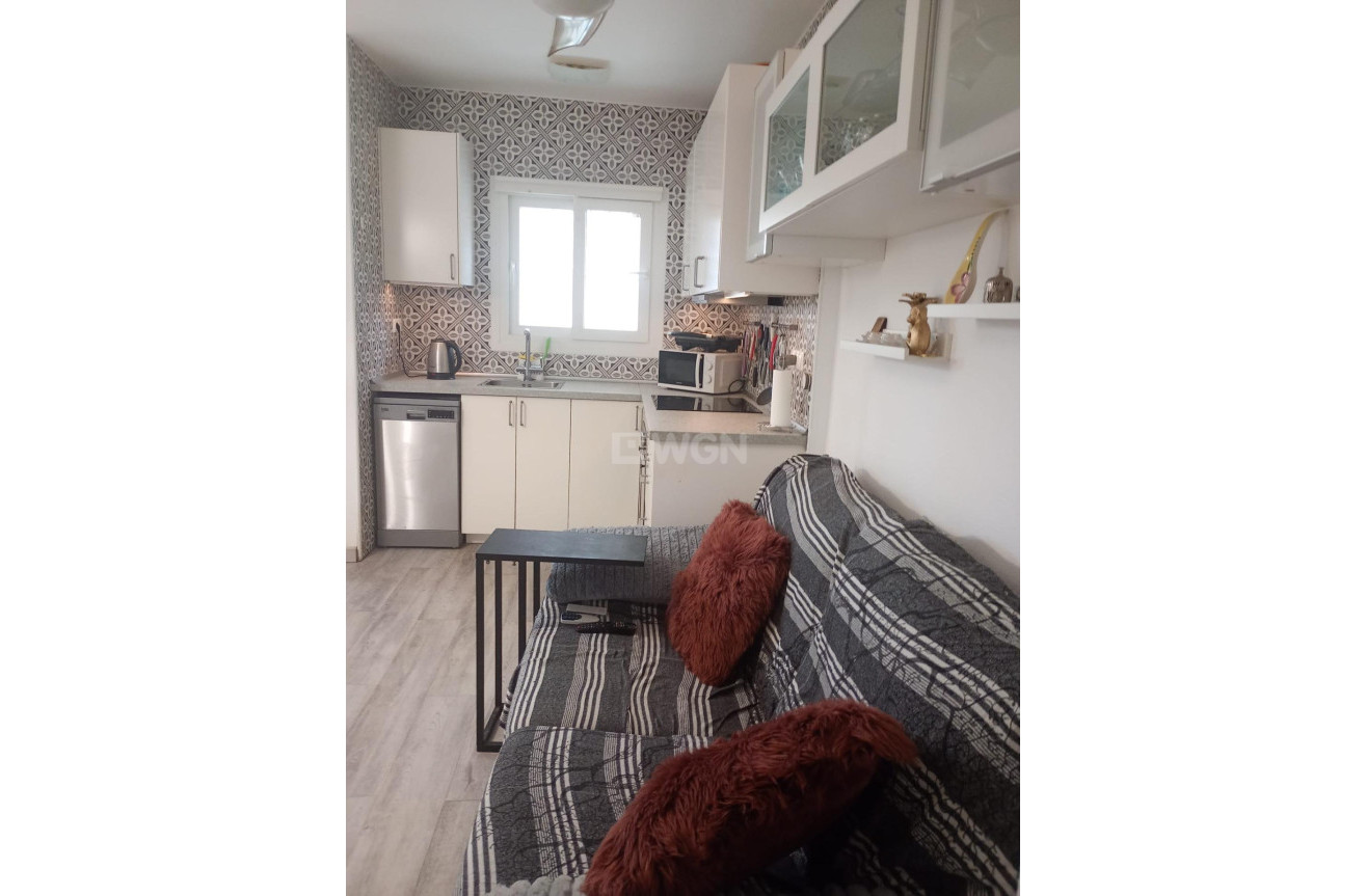 Odsprzedaż - Bungalow - Torrevieja - La Siesta - El Salado - Torreta