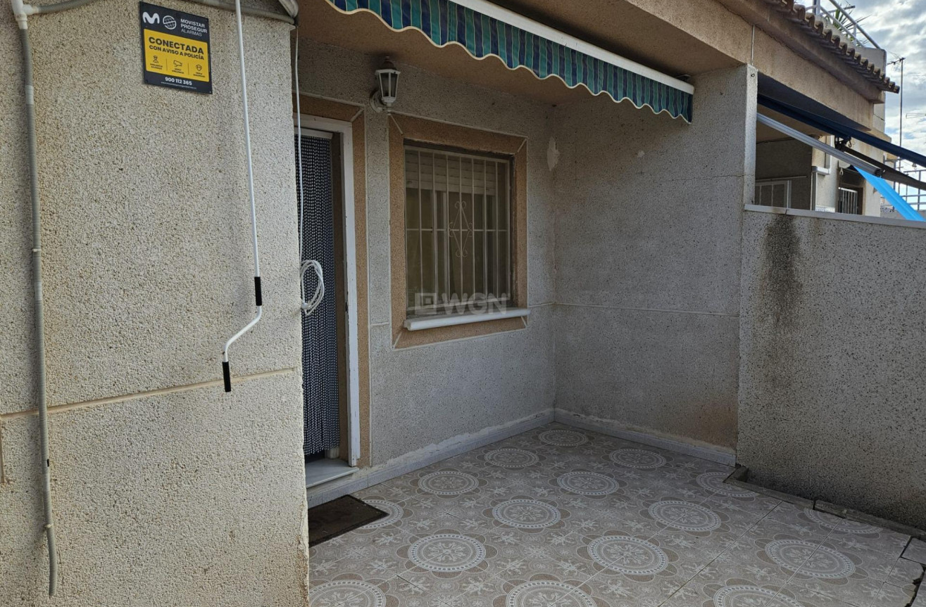 Odsprzedaż - Kamienica - Torrevieja - Los Balcones - Los Altos del Edén