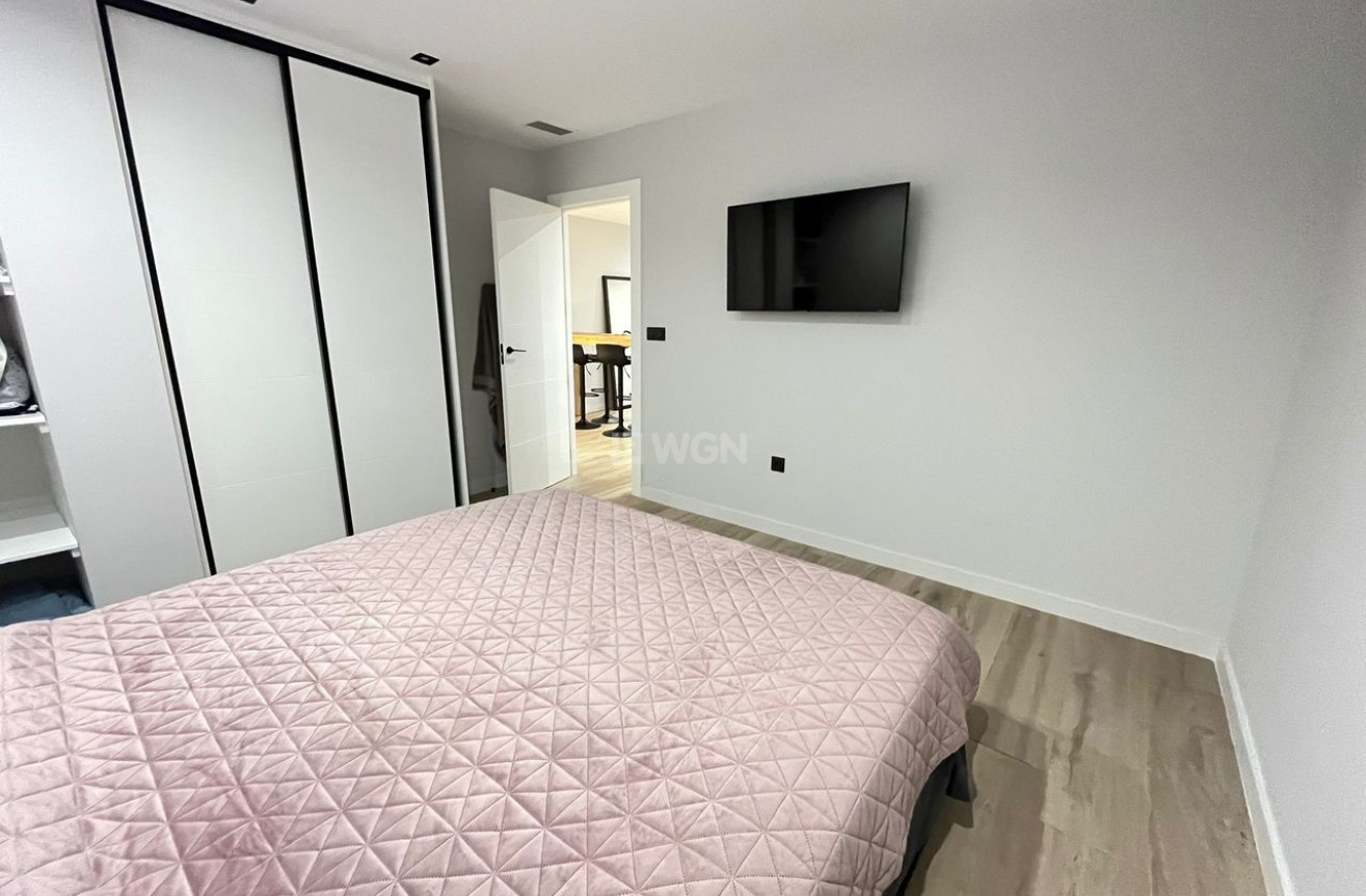 Reventa - Villa - Playa Flamenca - Costa Blanca