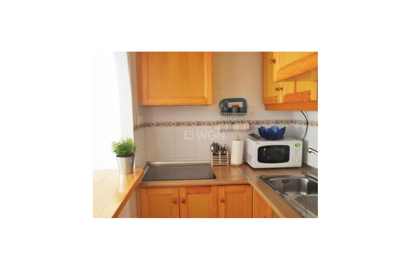 Resale - Apartment / flat - Torrevieja - Costa Blanca