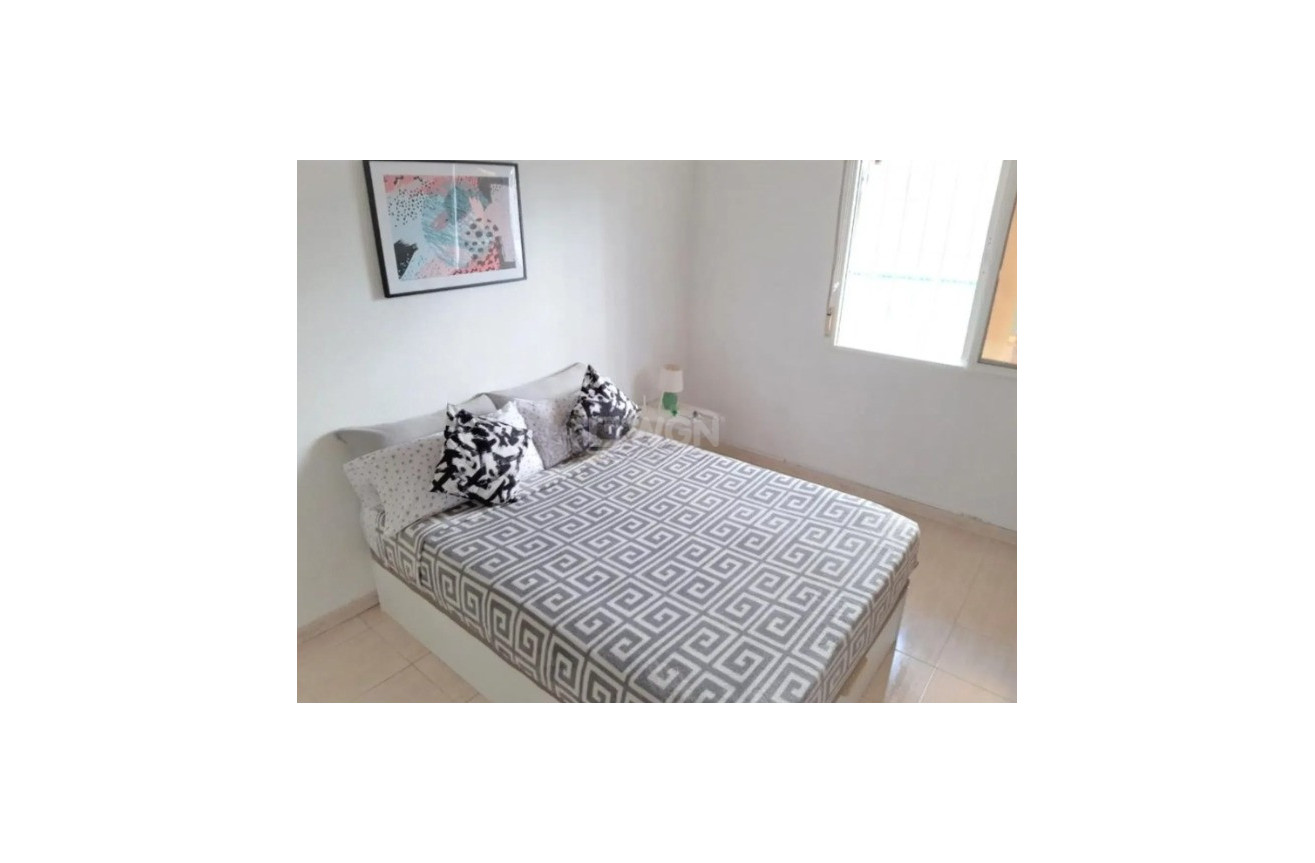 Resale - Apartment / flat - Torrevieja - Costa Blanca