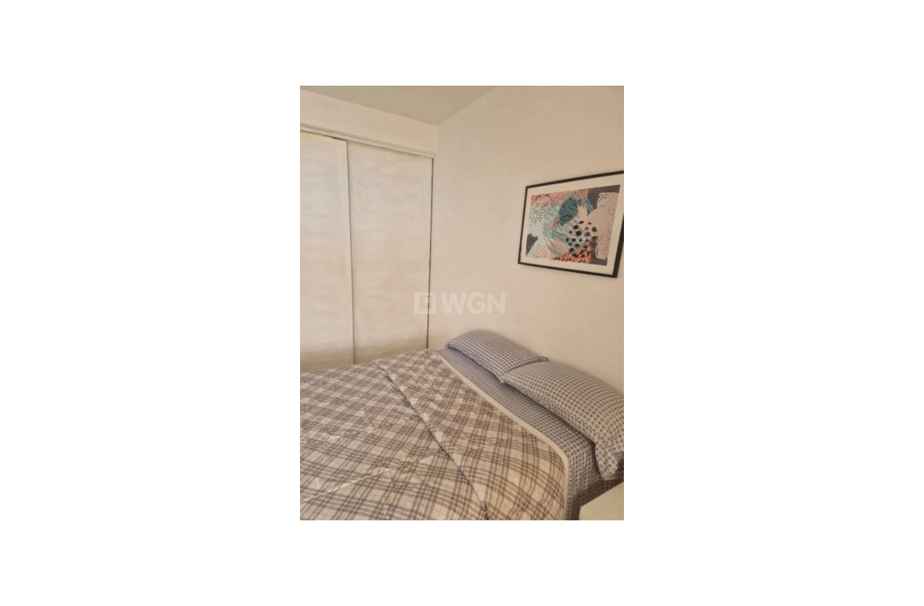 Resale - Apartment / flat - Torrevieja - Costa Blanca