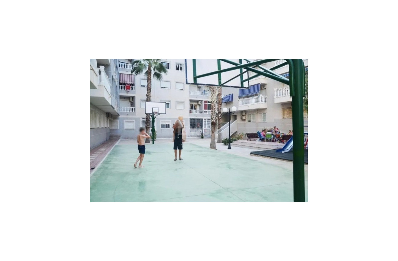 Resale - Apartment / flat - Torrevieja - Costa Blanca
