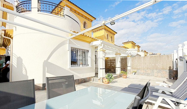 Resale - Villa - Orihuela Costa - Costa Blanca