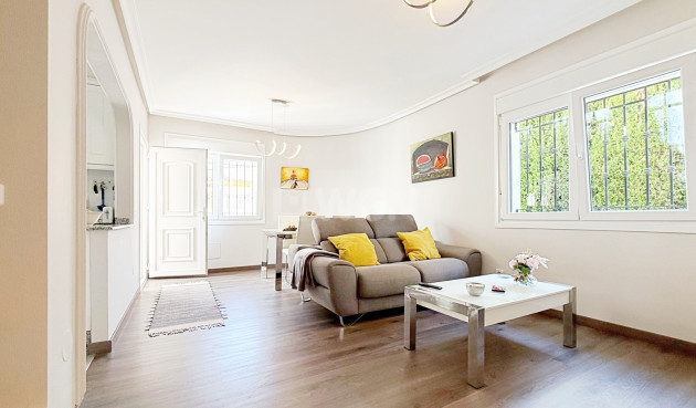 Resale - Villa - Orihuela Costa - Costa Blanca