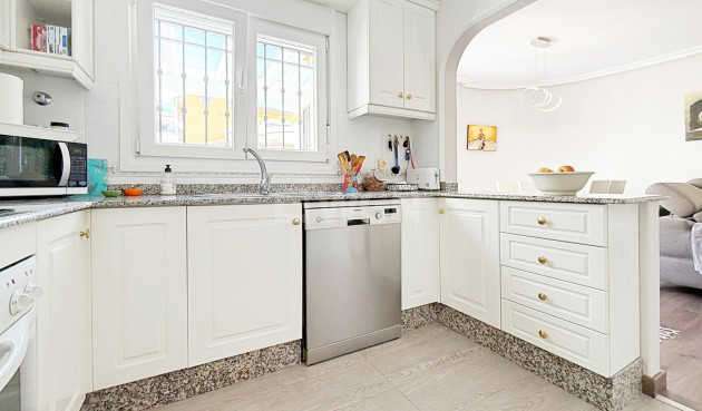 Resale - Villa - Orihuela Costa - Costa Blanca