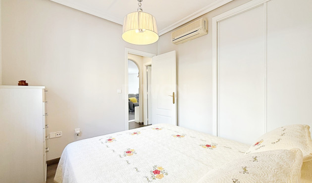 Resale - Villa - Orihuela Costa - Costa Blanca