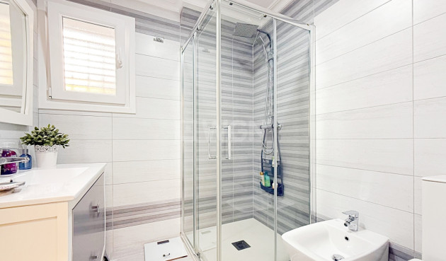 Resale - Villa - Orihuela Costa - Costa Blanca