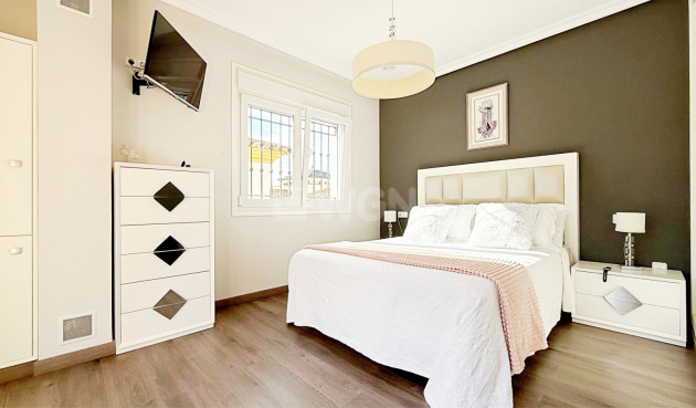 Resale - Villa - Orihuela Costa - Costa Blanca