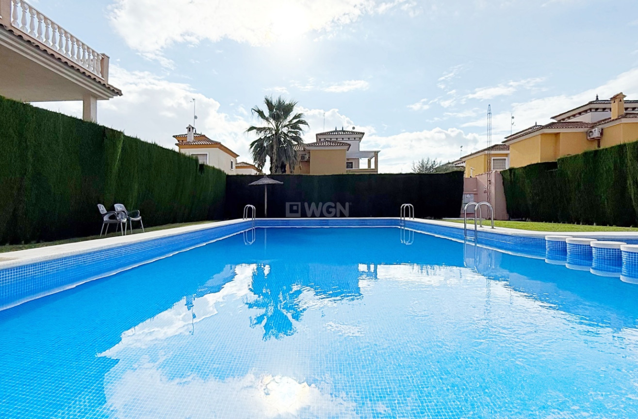 Resale - Villa - Orihuela Costa - Costa Blanca