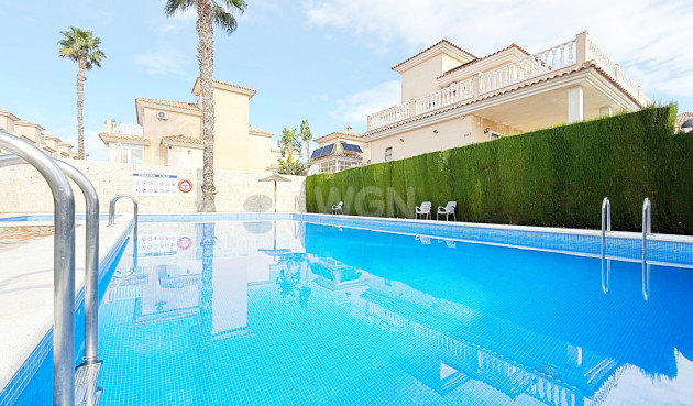 Resale - Villa - Orihuela Costa - Costa Blanca