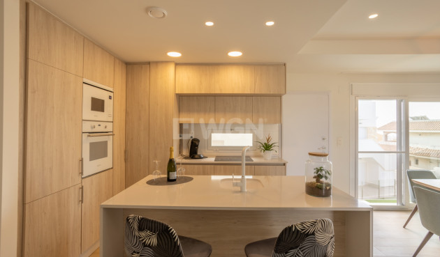 Odsprzedaż - Mieszkanie w bloku - Orihuela Costa - Costa Blanca