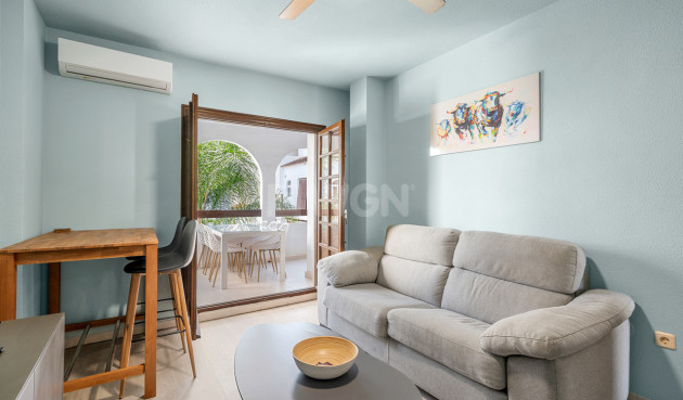 Odsprzedaż - Mieszkanie w bloku - Torrevieja - Costa Blanca