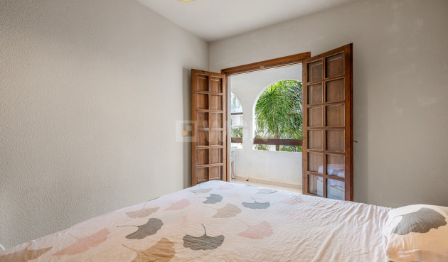 Odsprzedaż - Mieszkanie w bloku - Torrevieja - Costa Blanca