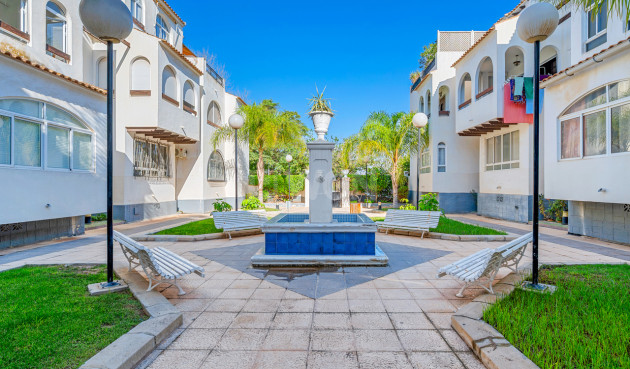 Odsprzedaż - Mieszkanie w bloku - Torrevieja - Costa Blanca