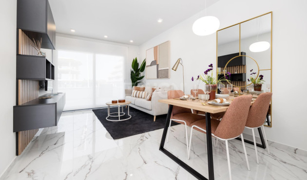 Nowy budynek - Daszek - San Miguel de Salinas - Pueblo