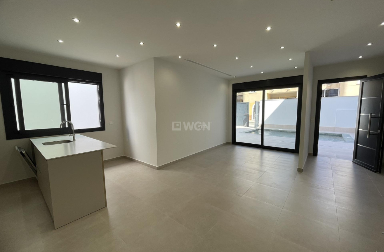 Nowy budynek - Villa - Almoradí - Heredades