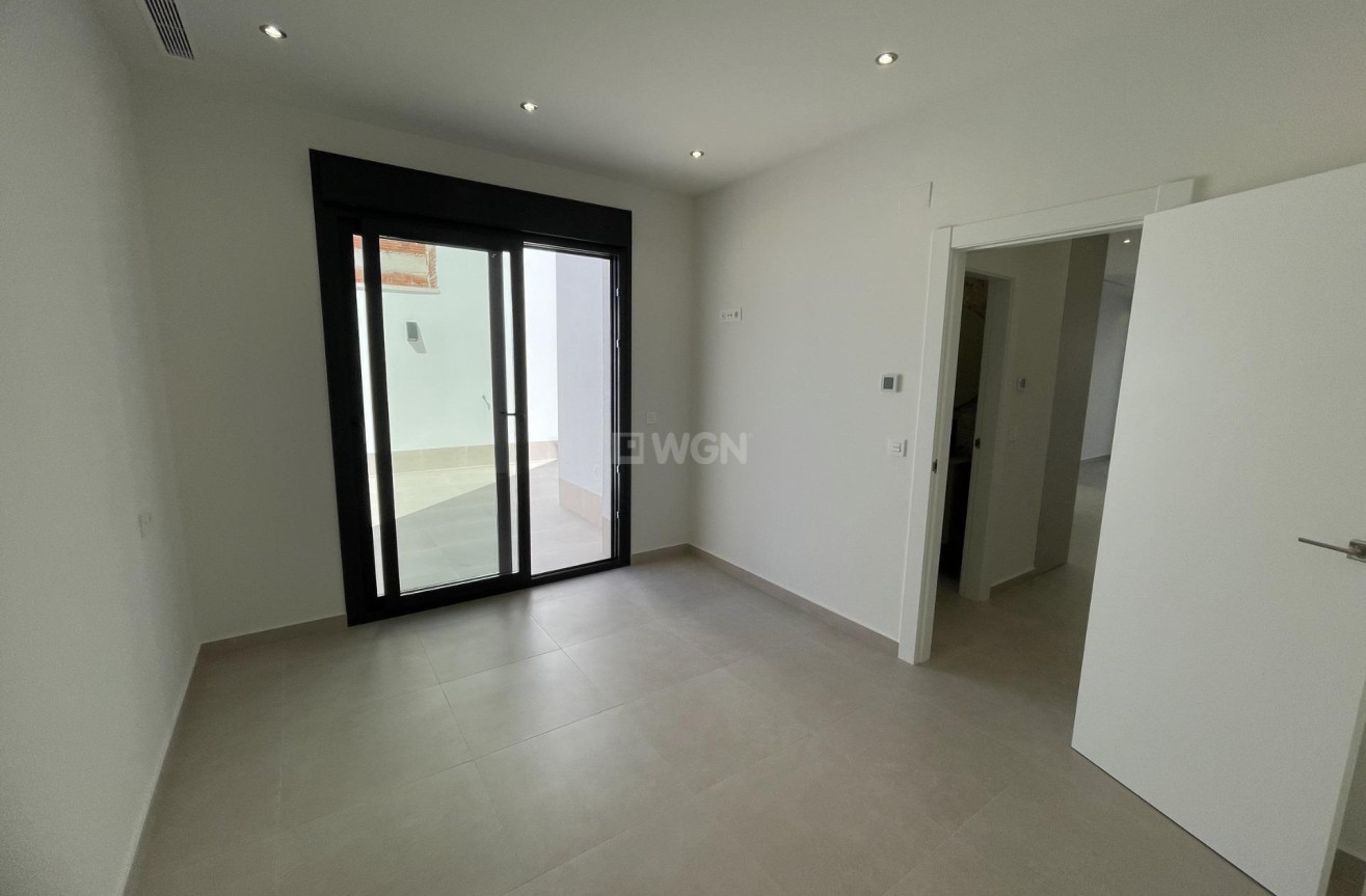 Nowy budynek - Villa - Almoradí - Heredades