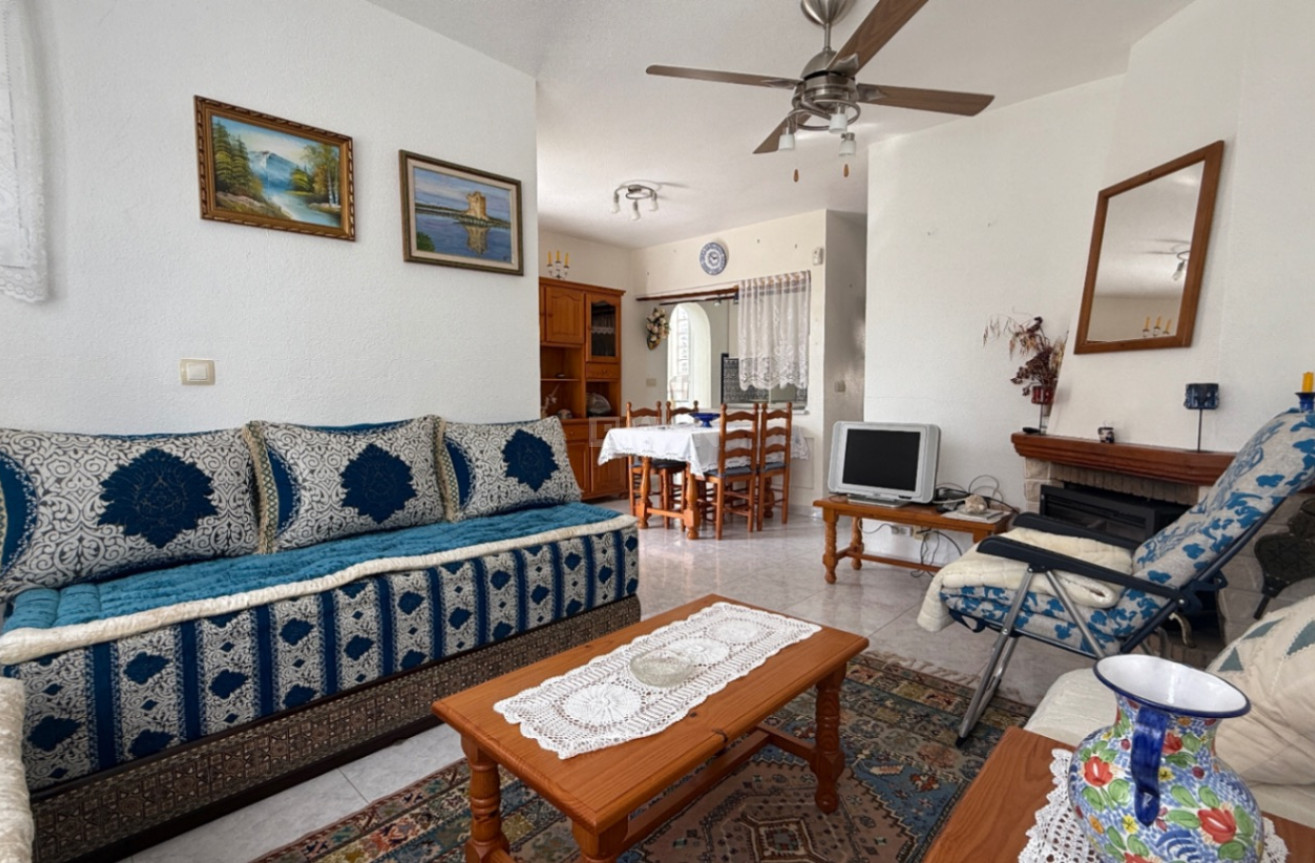 Reventa - Duplex - San Miguel de Salinas - Inland