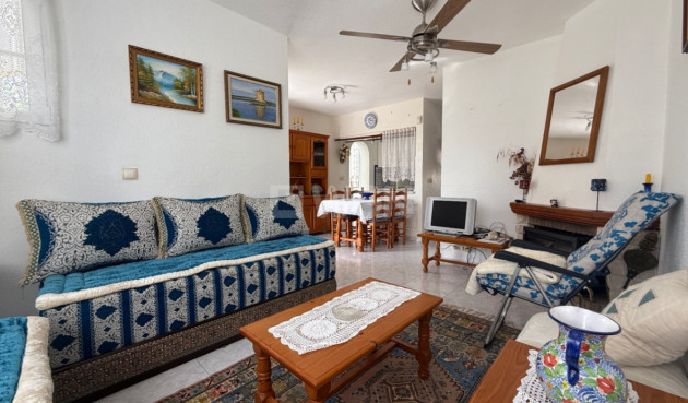 Reventa - Duplex - San Miguel de Salinas - Inland