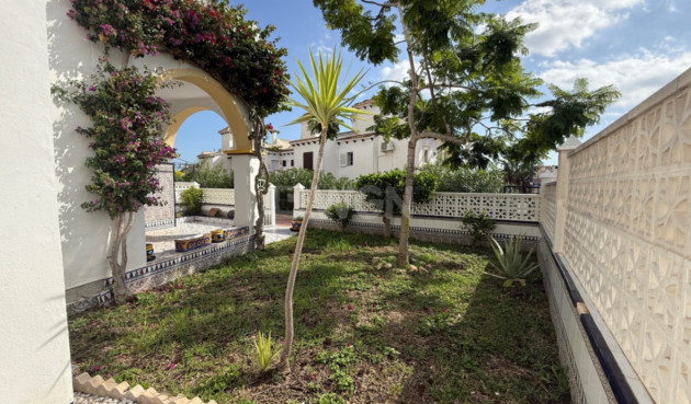 Reventa - Duplex - San Miguel de Salinas - Inland