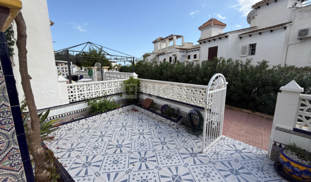 Reventa - Duplex - San Miguel de Salinas - Inland