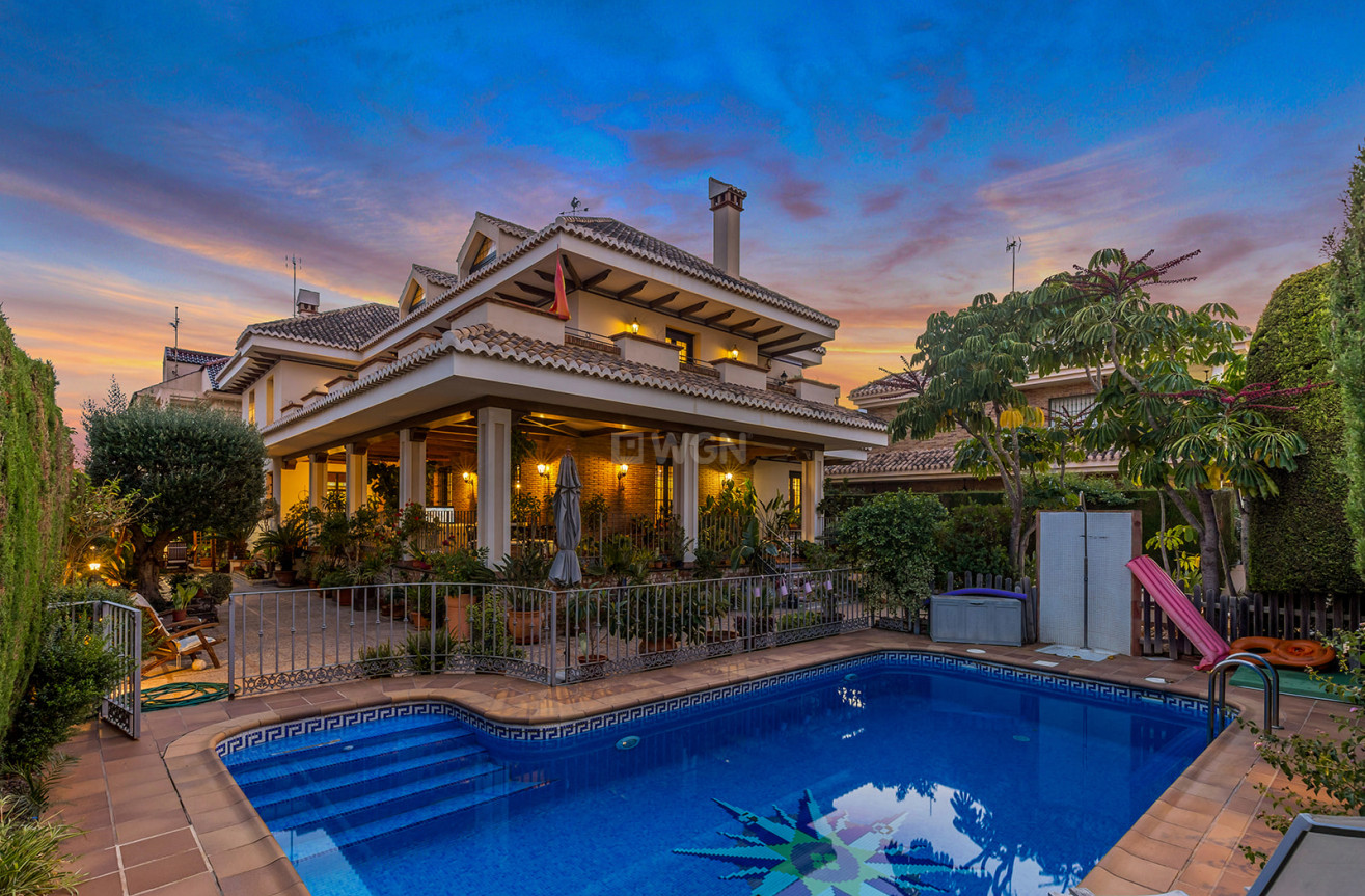 Odsprzedaż - Villa - Torrevieja - Costa Blanca