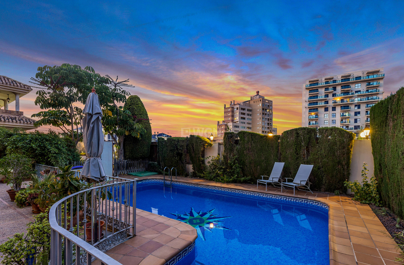 Odsprzedaż - Villa - Torrevieja - Costa Blanca