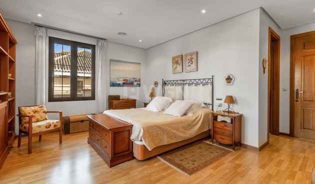 Odsprzedaż - Villa - Torrevieja - Costa Blanca