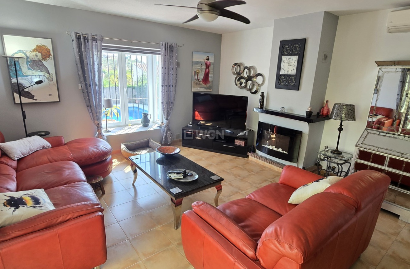 Odsprzedaż - Villa - Puente De Don Manuel - Inland