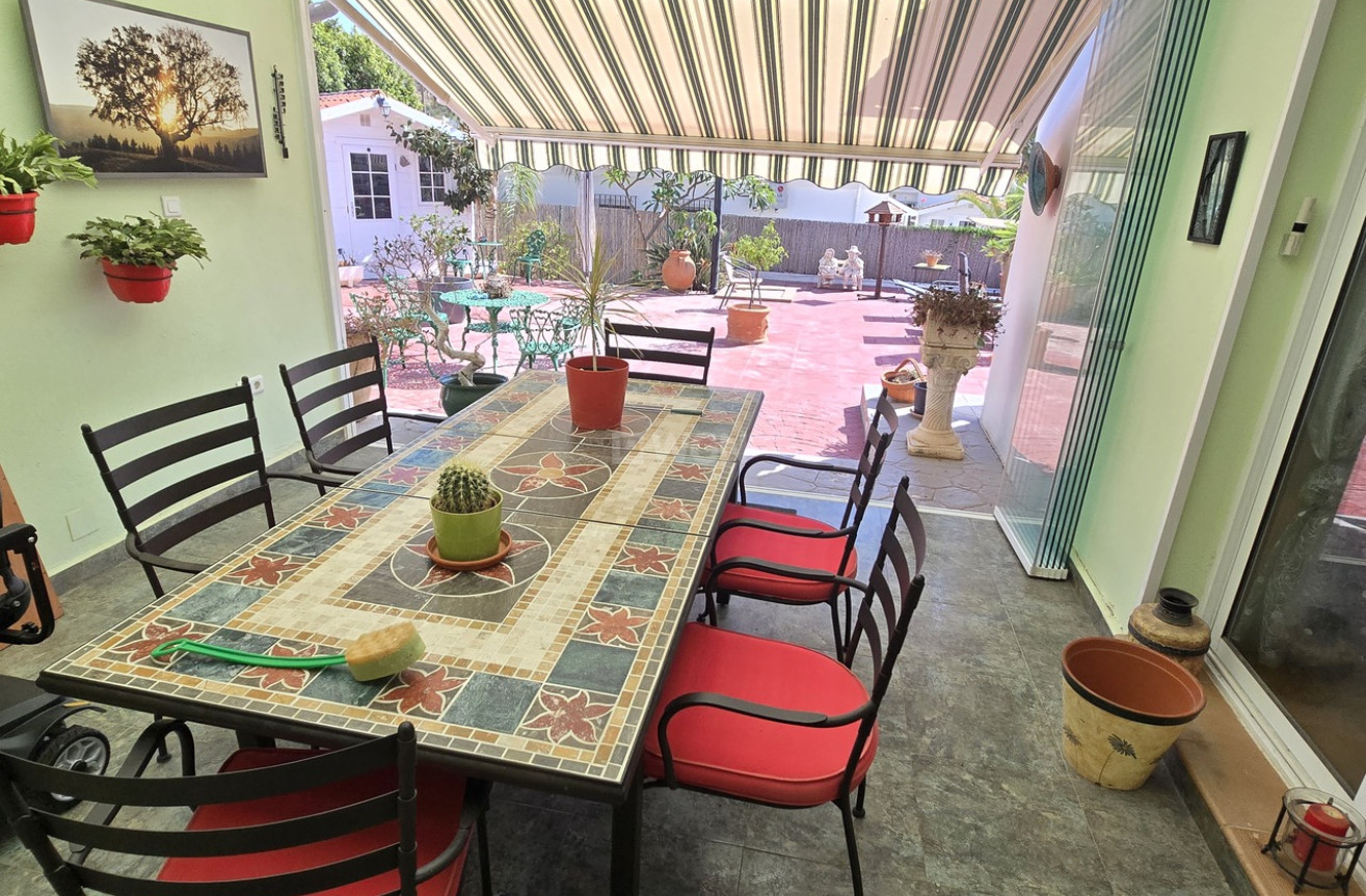 Odsprzedaż - Villa - Puente De Don Manuel - Inland