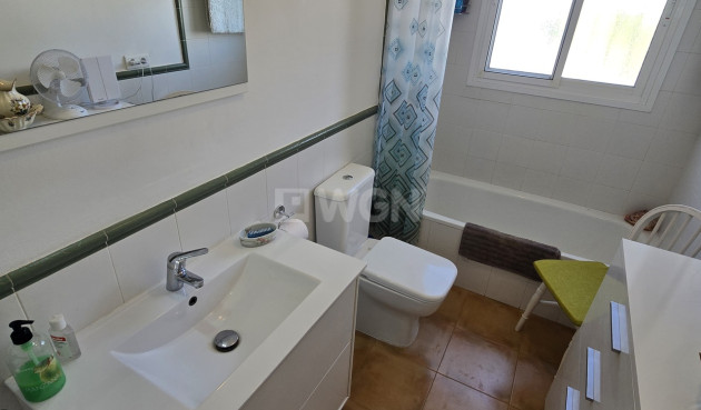 Odsprzedaż - Villa - Puente De Don Manuel - Inland