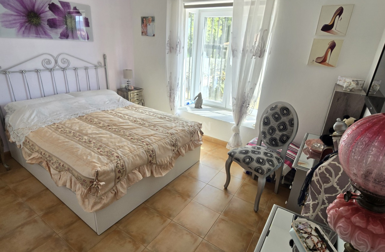 Odsprzedaż - Villa - Puente De Don Manuel - Inland