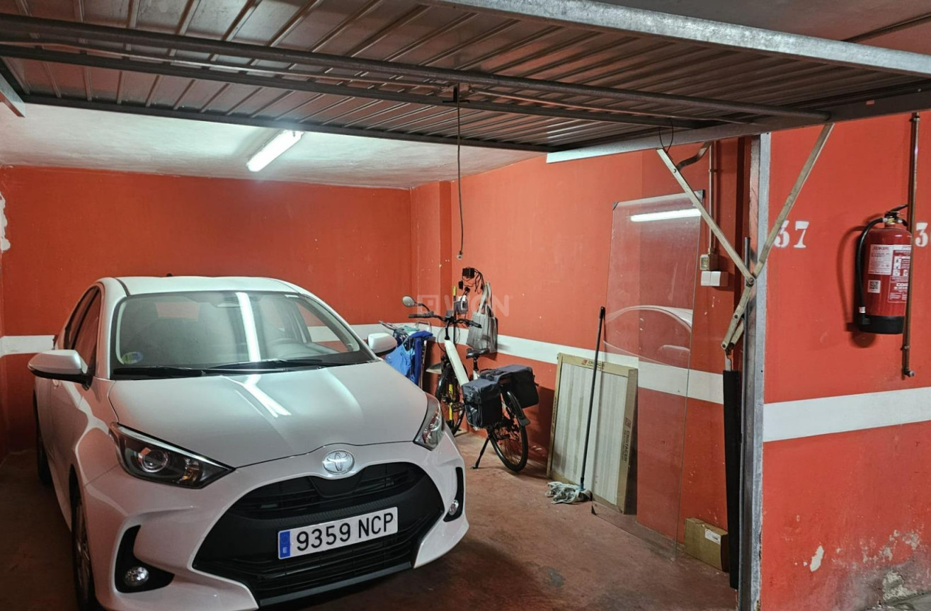 Reventa - Parking - Torrevieja - Playa del Cura