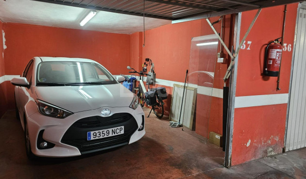 Reventa - Parking - Torrevieja - Playa del Cura