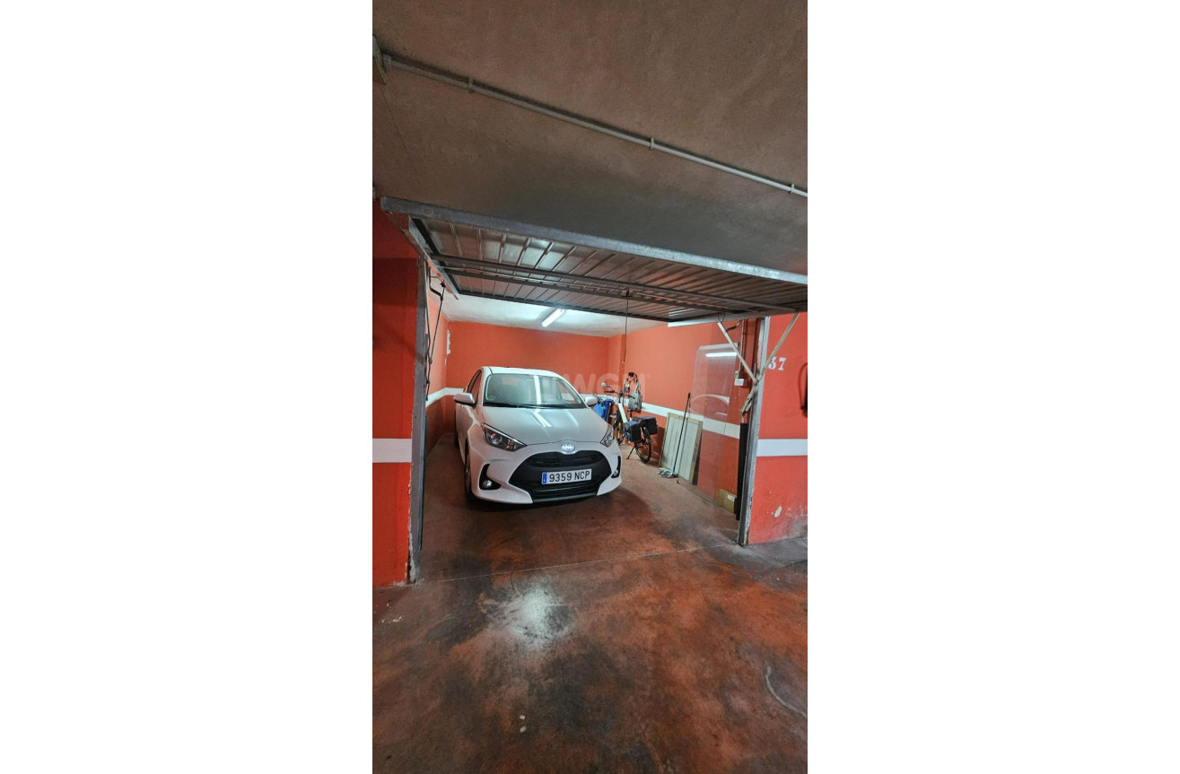 Reventa - Parking - Torrevieja - Playa del Cura