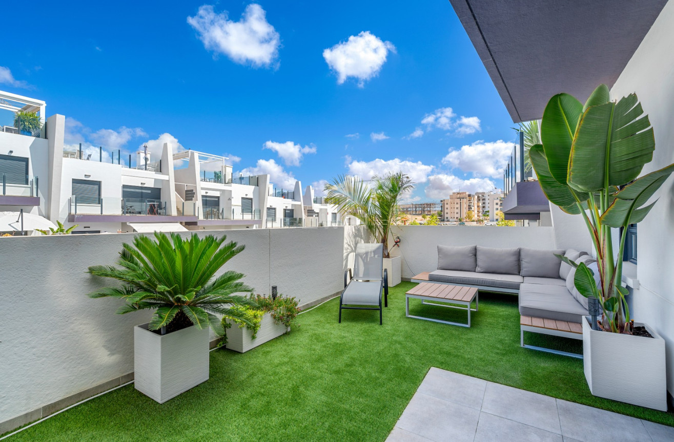 Odsprzedaż - Mieszkanie w bloku - San Miguel de Salinas - Inland