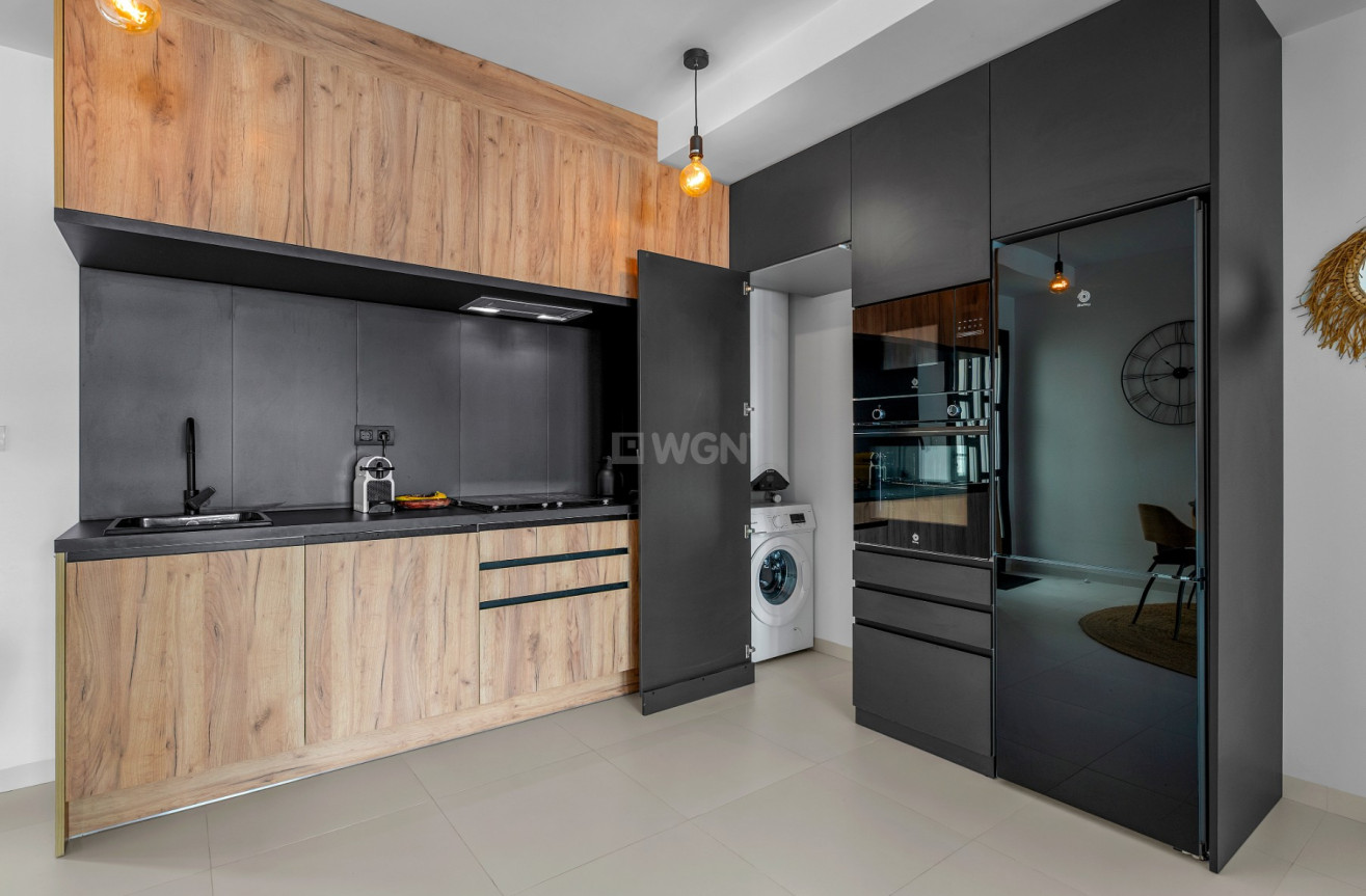 Odsprzedaż - Mieszkanie w bloku - San Miguel de Salinas - Inland