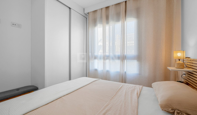 Odsprzedaż - Mieszkanie w bloku - San Miguel de Salinas - Inland